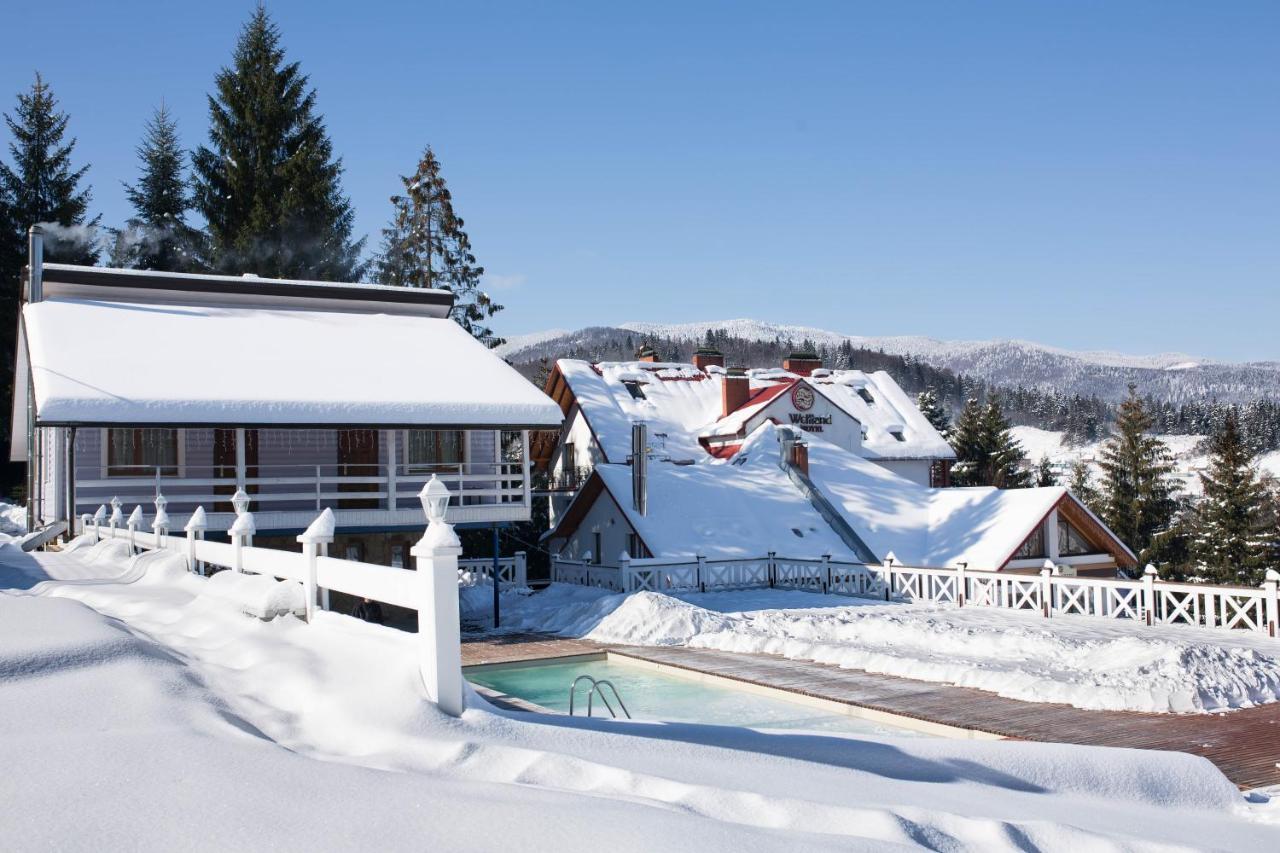 Wellland Hotel Yaremche Bagian luar foto